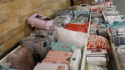 Department Store «T.J. Maxx & HomeGoods», reviews and photos, 4890 Integrity Way, Appleton, WI 54913, USA