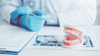 Kızılay Diş Kliniği & Zirkonyum & İmplant Tedavisi & Lamine Diş