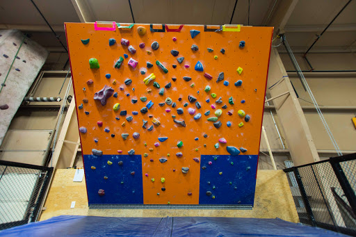 Rock Climbing Gym «The Cliffs at Valhalla», reviews and photos, 1 Commerce St, Valhalla, NY 10595, USA