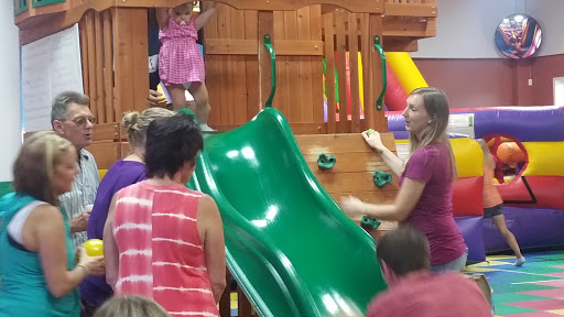 Amusement Center «Kangaroo Palace», reviews and photos, 3524 Green St, Norton Shores, MI 49444, USA