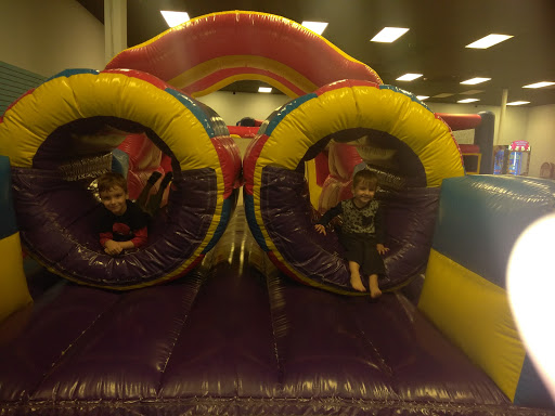 Shopping Mall «Mounds Mall», reviews and photos, 2109 S Scatterfield Rd, Anderson, IN 46016, USA