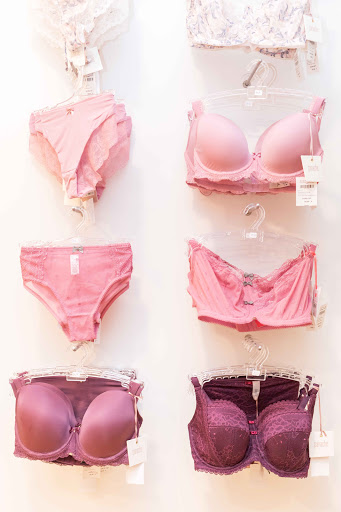 Stores to buy sexy lingerie Berlin