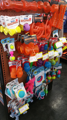 Pet Supply Store «Pet Fun At Harden Ranch Plz», reviews and photos, 1780 N Main St, Salinas, CA 93906, USA