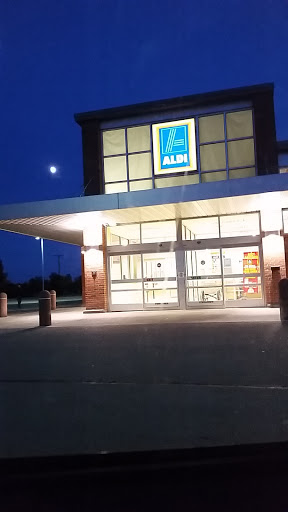 Supermarket «ALDI», reviews and photos, 1302 NY-332, Farmington, NY 14425, USA