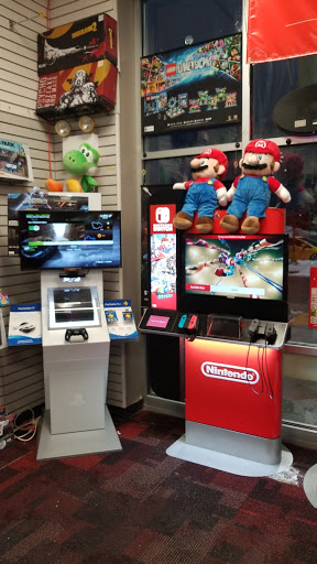Video Game Store «GameStop», reviews and photos, 3424 W Shore Dr STE 20, Holland, MI 49424, USA