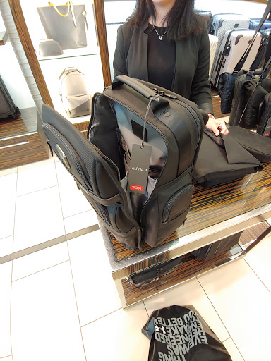 TUMI Store - Mall at Millenia