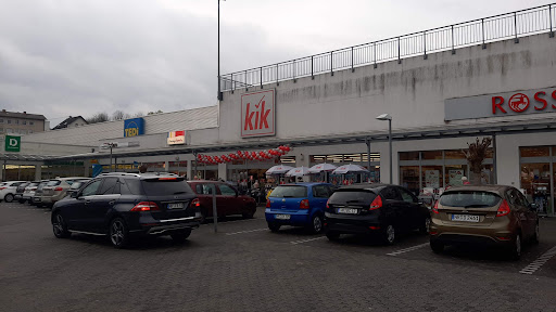 Petshop Jahr unter Linz am Rhein, 