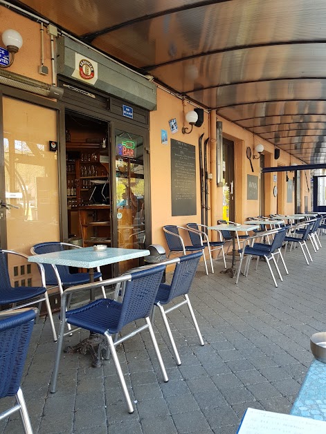 Le Bar Des Sports à Les Vans