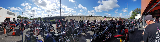 Harley-Davidson Dealer «Mancuso Harley-Davidson Central», reviews and photos, 535 N Loop W Fwy, Houston, TX 77018, USA