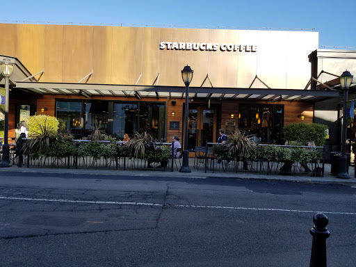 Computer Store «Apple University Village», reviews and photos, 2656 NE University Village St, Seattle, WA 98105, USA