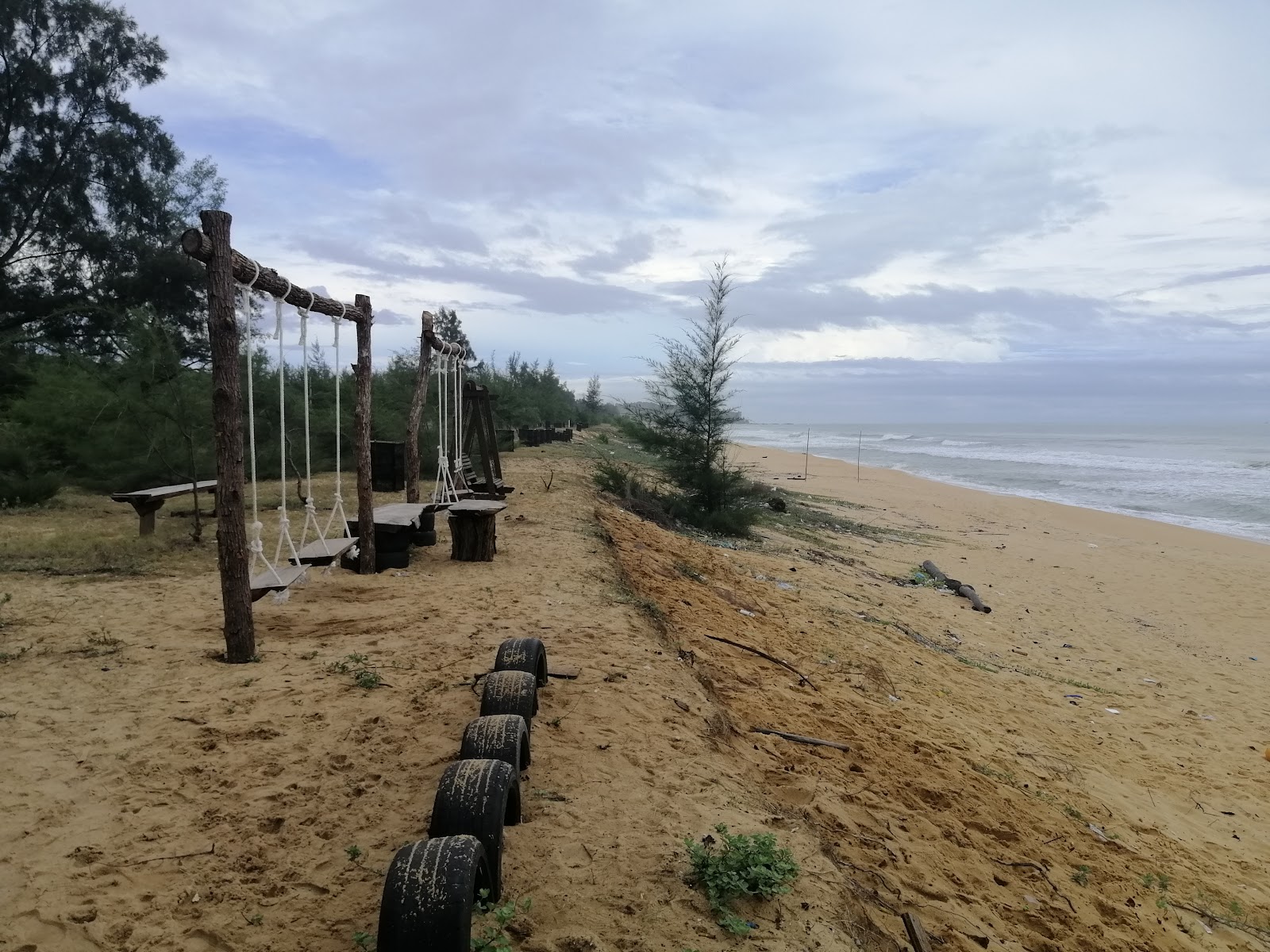 Foto av Pantai Teluk Bidara - bra husdjursvänlig plats för semester