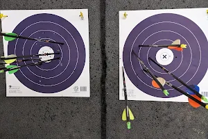 Perry's Archery Center image