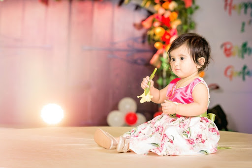 Impresio Studio New Born Baby / Maternity Photoahoot, Kids / Pre Birthday / Event Photography