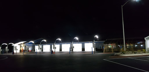 Car Wash «Foam & Wash Car Wash, Dog Wash & Laundromat», reviews and photos, 1520 U.S. 9, Wappingers Falls, NY 12590, USA