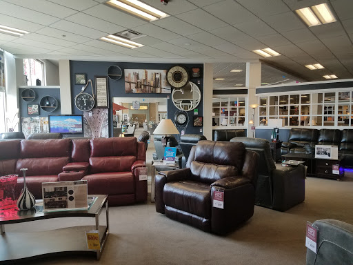 Furniture Store «Raymour & Flanigan Furniture and Mattress Store», reviews and photos, 220 Reynolds Rd, Johnson City, NY 13790, USA