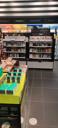 Cosmetics Store «SEPHORA», reviews and photos, 400 Commons Way #141, Bridgewater, NJ 08807, USA