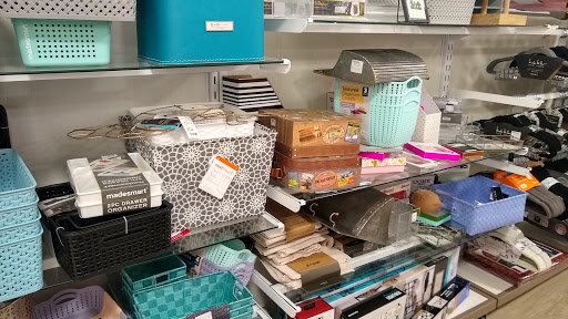 Department Store «HomeGoods», reviews and photos, 43 Woodbridge Center Dr, Woodbridge, NJ 07095, USA