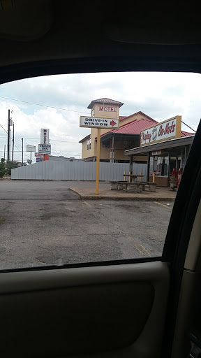 Donut Shop «Shipley Do-Nuts», reviews and photos, 507 W Moore Ave, Terrell, TX 75160, USA