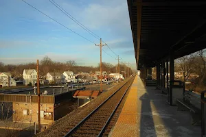 Roselle Park Station image