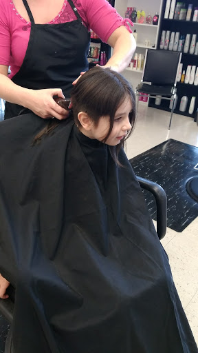 Barber Shop «One Stop Hair & Beauty Shop», reviews and photos, 1667 18th St, Springfield, OR 97477, USA