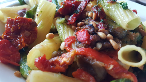 Restaurant «The Cheesecake Factory», reviews and photos, 1141 Newport Center Dr, Newport Beach, CA 92660, USA