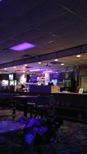 Bowling Alley «Poelking Woodman Lanes», reviews and photos, 3200 Woodman Dr, Kettering, OH 45420, USA