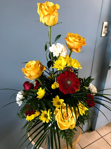 Florist «All Occasion Florist & Gifts», reviews and photos, 34125 Harper Ave, Charter Twp of Clinton, MI 48035, USA