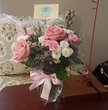 Florist «Twinbrook Floral Design», reviews and photos, 9579 Braddock Rd, Fairfax, VA 22032, USA