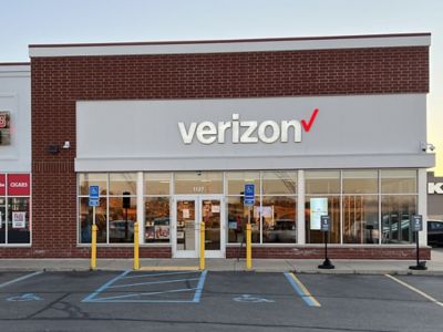 Cell Phone Store «Verizon», reviews and photos, 1137 Boardman Rd, Jackson, MI 49202, USA