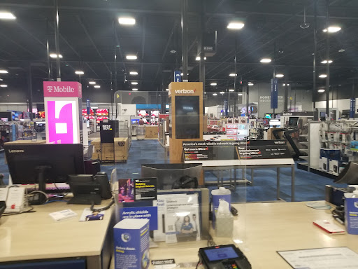 Electronics Store «Best Buy», reviews and photos, 10243 Indianapolis Blvd, Highland, IN 46322, USA