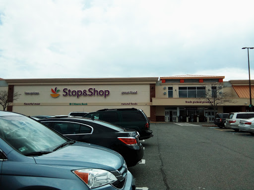 Grocery Store «Super Stop & Shop», reviews and photos, 446 Putnam Pike, Greenville, RI 02828, USA