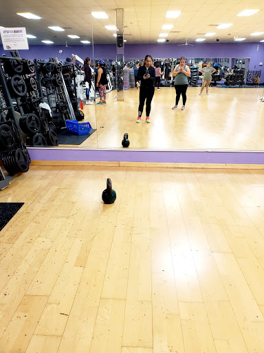 Health Club «Womens Workout World - Berwyn», reviews and photos, 6342 W Cermak Rd, Berwyn, IL 60402, USA