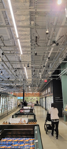 Grocery Store «Whole Foods Market», reviews and photos, 2323 Wisconsin Ave NW, Washington, DC 20007, USA