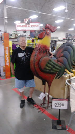 Home Improvement Store «Tractor Supply Co.», reviews and photos, 6881 Cameron Blvd, Gilroy, CA 95020, USA