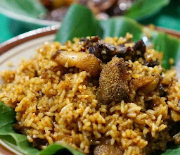 Nasi Goreng Spesial Pete & Penyet \