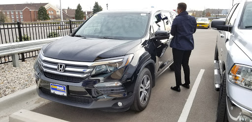 Used Car Dealer «CarMax», reviews and photos, 4431 28th St SE, Kentwood, MI 49512, USA