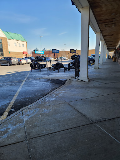 Auto Repair Shop «Hogan & Sons Tire and Auto», reviews and photos, 46970 Community Plaza, Sterling, VA 20164, USA