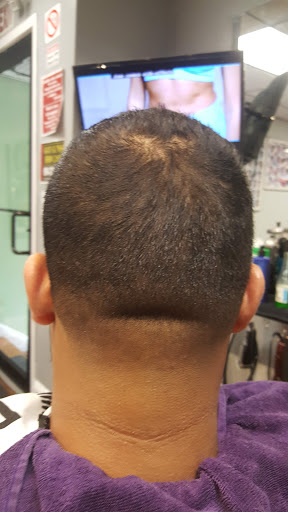 Barber Shop «Eduardo Barber Shop», reviews and photos, 57 Park Hill Ave, Yonkers, NY 10701, USA