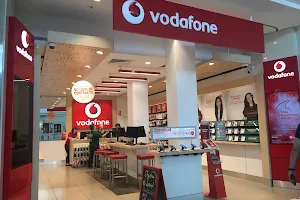 Vodafone Cairns Central image