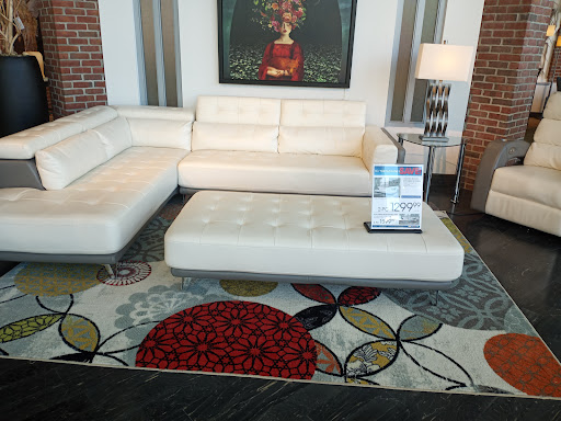 Furniture Store «Rooms To Go Furniture Store - Altamonte Springs», reviews and photos, 464 FL-436, Altamonte Springs, FL 32714, USA