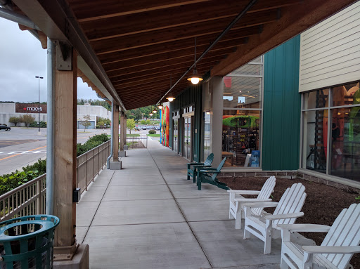 Clothing Store «L.L. Bean», reviews and photos, 60 Eastview Mall Dr, Victor, NY 14564, USA