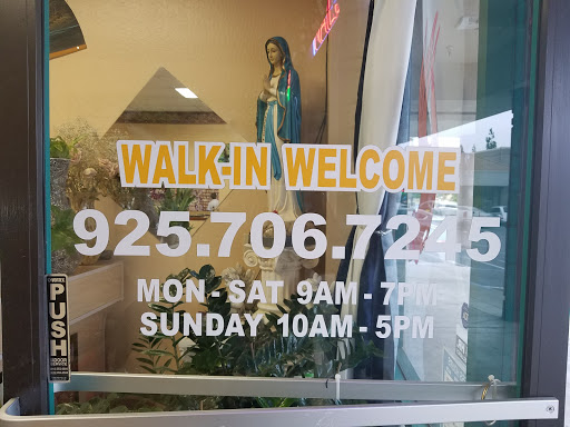 Shopping Mall «Crossings Shopping Center», reviews and photos, 3393 Deer Valley Rd, Antioch, CA 94531, USA