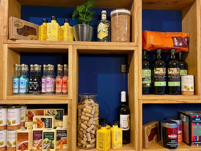 Hozzászólások és értékelések az Gabriella Fagylaltozó és Delikát shop-ról