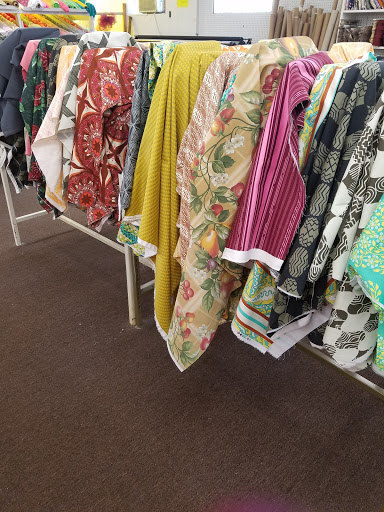 Fabric Store «Auburn Fabric Outlet», reviews and photos, 773 Southbridge St, Auburn, MA 01501, USA