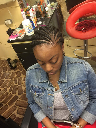 Hair Salon «Diva African hair braiding», reviews and photos, 1966 Pass Rd c, Biloxi, MS 39531, USA