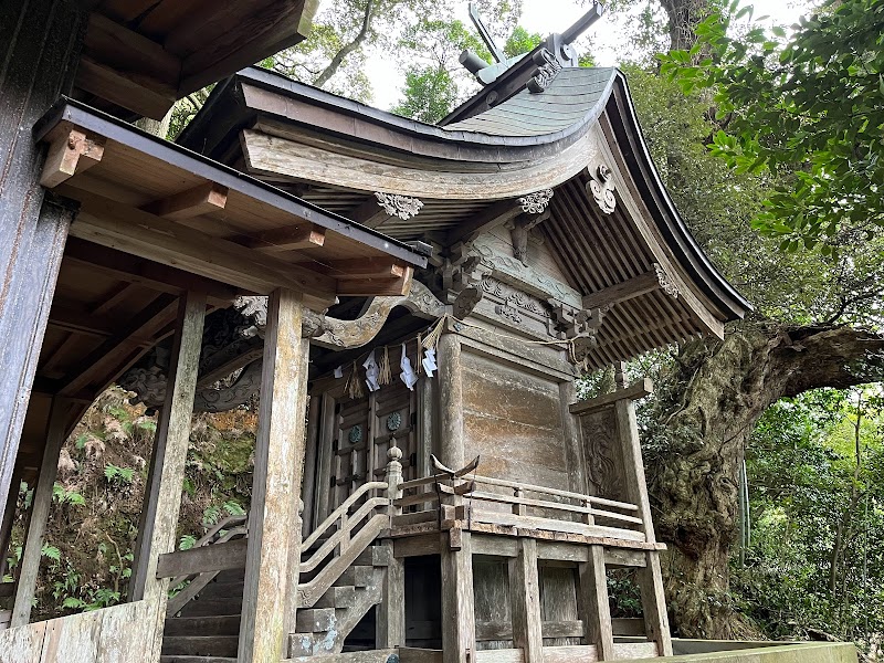 三津神社