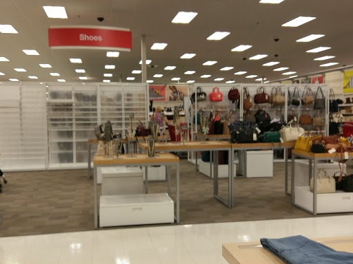 Department Store «Target», reviews and photos, 4711 New Centre Dr, Wilmington, NC 28405, USA
