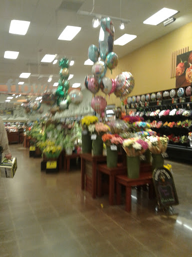 Grocery Store «Kroger», reviews and photos, 200 Lease Ave, Greenville, OH 45331, USA