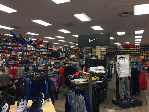 Shoe Store «Hibbett Sports», reviews and photos, 110 Childers Dr, London, KY 40741, USA