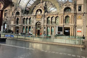 Centraal Station image
